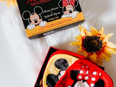 The Original MakeUp Eraser • Mickey & Minnie 7 Day Set © Disney Hot on Sale