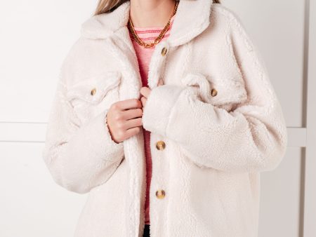 Shrouded in Sherpa Coat • White Fashion