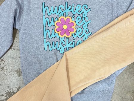 Huskies Flower Crewneck Discount