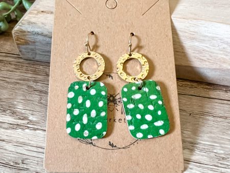 Kelly Green Doodle Dot Hammered Hoop Earrings Supply